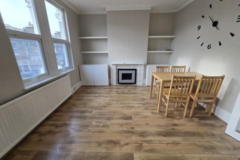 2 bedroom flat to rent, Eve Road, London N17
