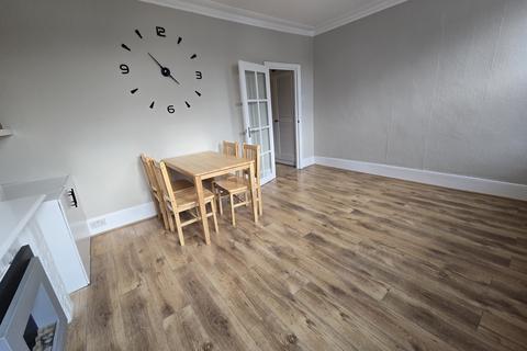 2 bedroom flat to rent, Eve Road, London N17