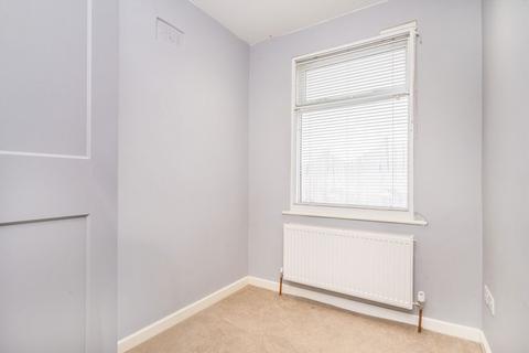 undefined, Worton Gardens, Isleworth TW7
