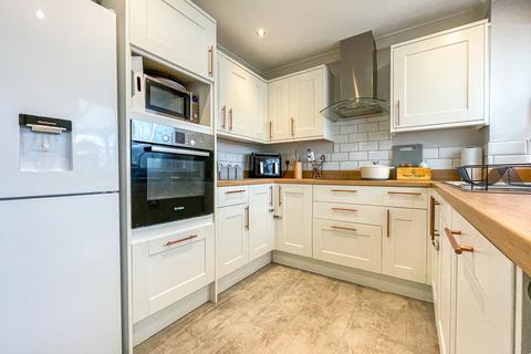 3 bedroom semi-detached house for sale, Cranbourne Park, Hedge End, SO30