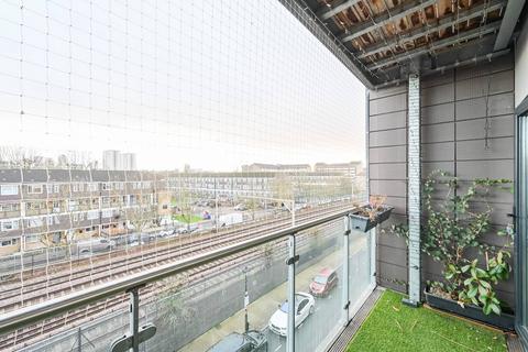 1 bedroom flat for sale, 18 Mostyn Grove, London E3