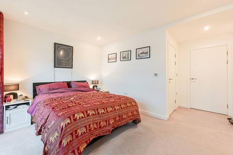 2 bedroom flat for sale, Hawthorne Crescent, East Greenwich, LONDON, SE10