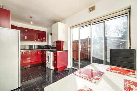 undefined, Heathdale Avenue, Hounslow TW4
