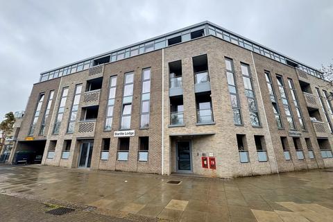 2 bedroom apartment to rent, Eastcote Avenue, Greenford UB6