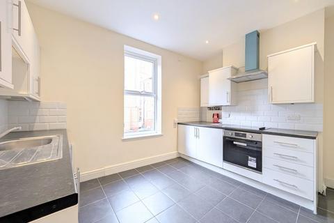 undefined, To Let - King Street, Southport Town Centre - Three Bedroom Apartment