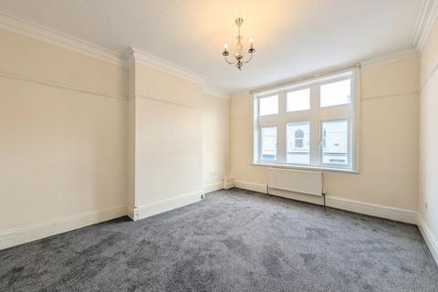 undefined, To Let - King Street, Southport Town Centre - Three Bedroom Apartment