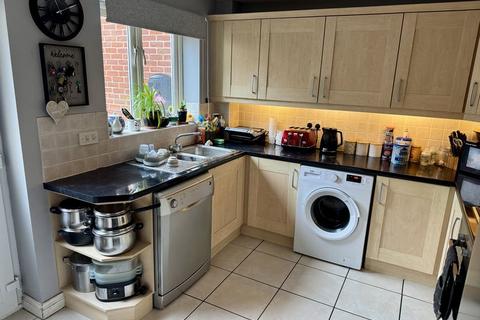 undefined, Daventry