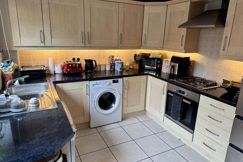 undefined, Daventry