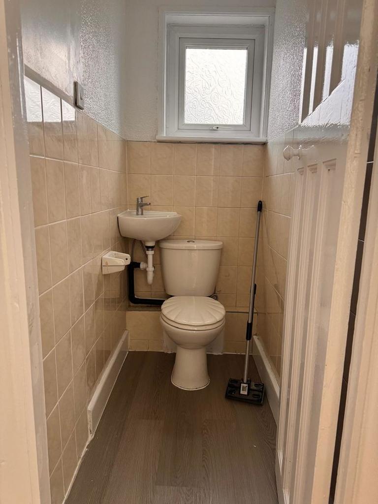 Upstairs toilet