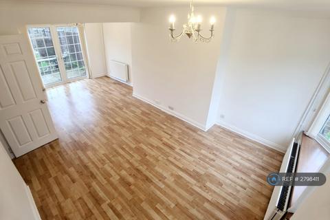 4 bedroom terraced house to rent, The Chantry, Harlow, CM20