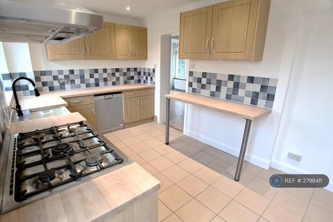 4 bedroom terraced house to rent, The Chantry, Harlow, CM20