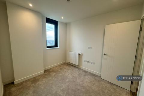 2 bedroom flat to rent, Affinity View, London, E16