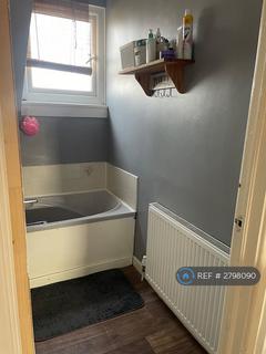 Studio to rent, Armley Ridge Road, Leeds, LS12
