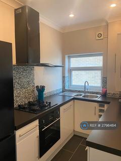 1 bedroom flat to rent, Balham High Road, London, SW12