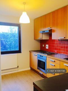 3 bedroom maisonette to rent, Carrol Close, Nw5 1Tf, NW5