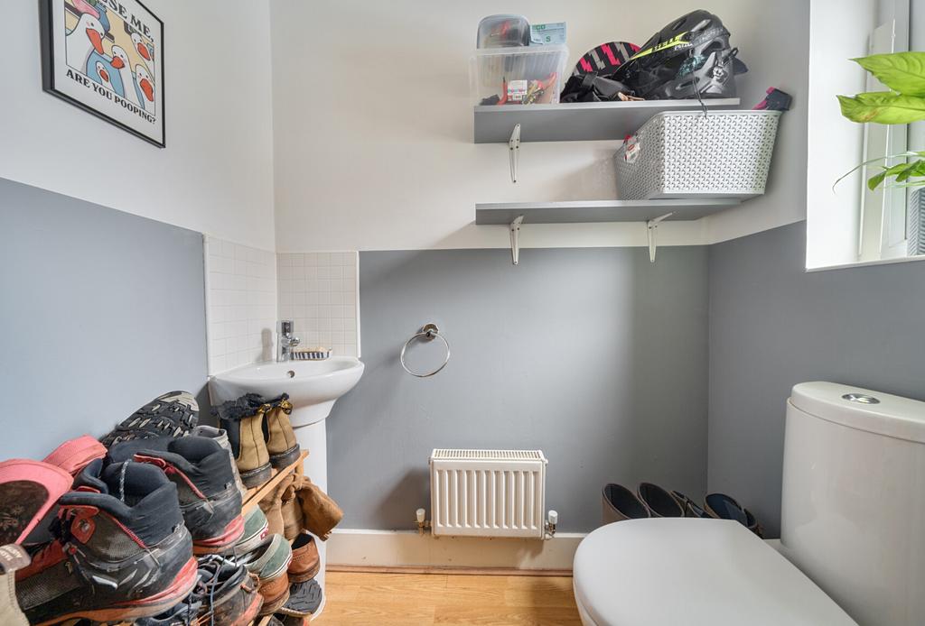 Ground Floor Wc