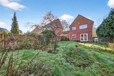 undefined, Sanders Close, Bedford MK42