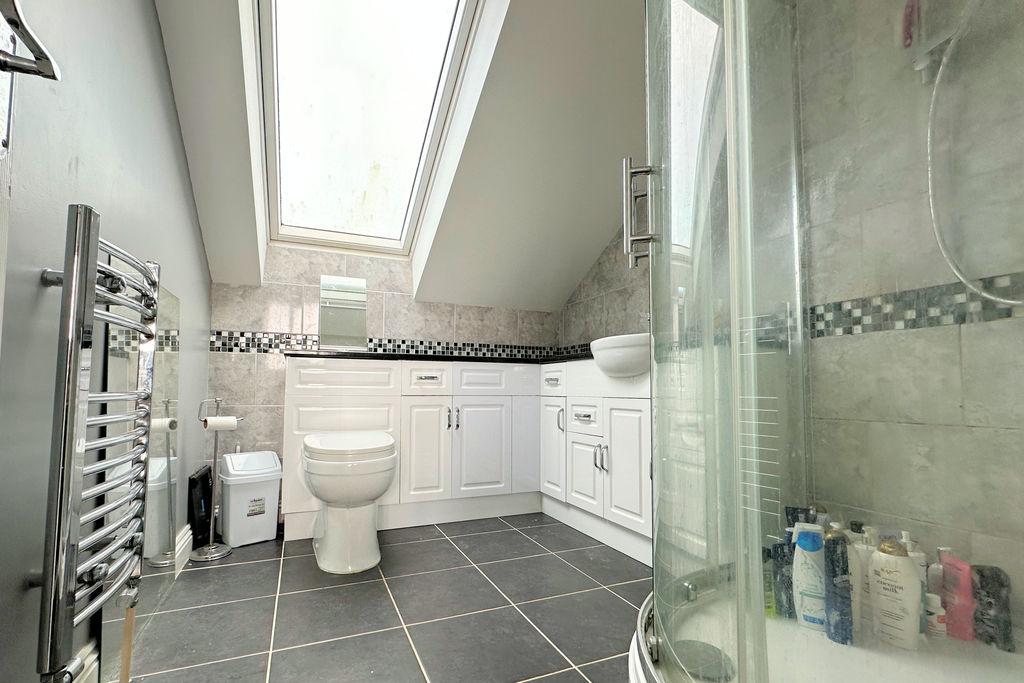 En Suite Shower Room