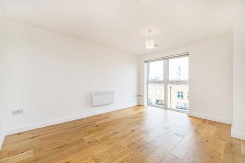 undefined, Lanadron Close, Isleworth TW7