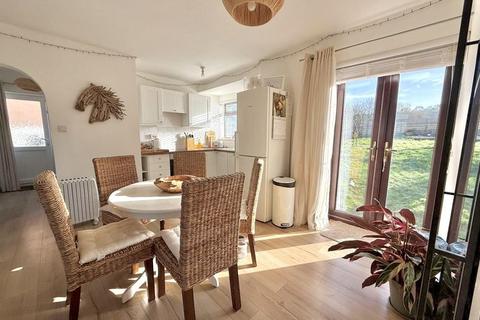 undefined, Icknield Way Farm Cottages, Tring Road