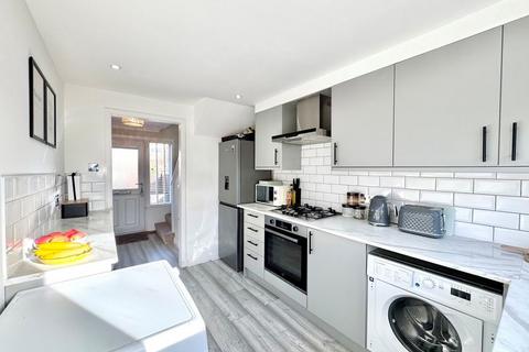 2 bedroom end of terrace house for sale, Burnbank Road, Ayr