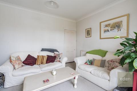 2 bedroom end of terrace house for sale, Queens Avenue, Snodland, ME6