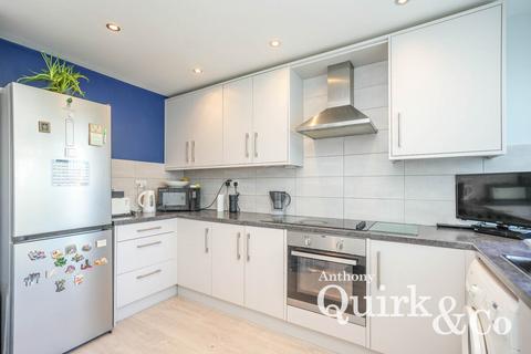 undefined, Caversham Park Avenue, Rayleigh, SS6