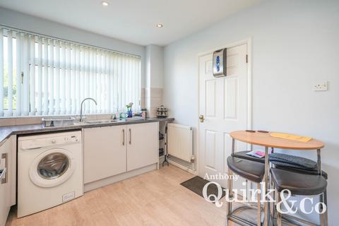 undefined, Caversham Park Avenue, Rayleigh, SS6