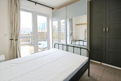 2 bedroom flat to rent, Vaughan Road, Harrow