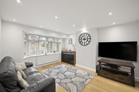 2 bedroom maisonette for sale, Newbury Close, Northolt