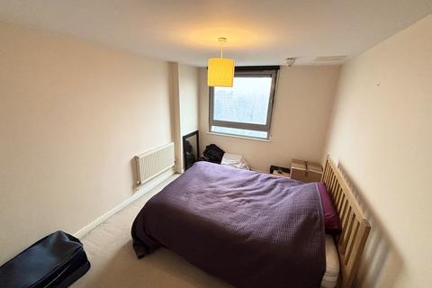 1 bedroom flat to rent, Throwley Way, Sutton
