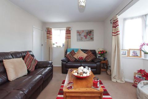 2 bedroom end of terrace house for sale, White Hart Drive, Hemel Hempstead
