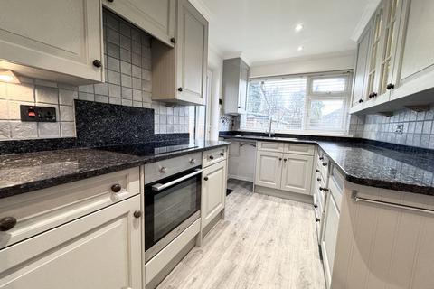 2 bedroom semi-detached bungalow for sale, Hope Road, Southampton SO30