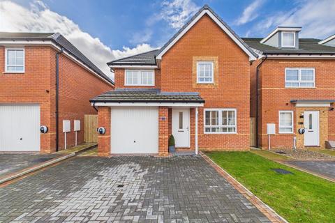 3 bedroom detached house for sale, Saltwick Drive, Bridlington