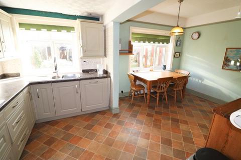 5 bedroom detached house for sale, Wallace Avenue, Worthing