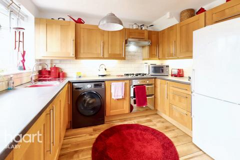 3 bedroom semi-detached house for sale, Greylag Close, Leicester