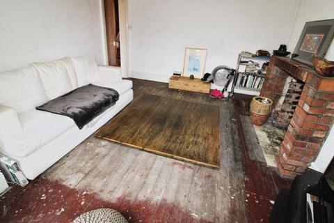 3 bedroom terraced house for sale, Arthur Street, Manchester M25