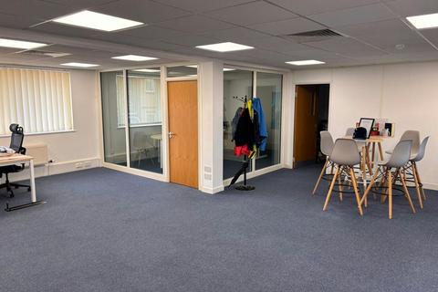 Office to rent, 101-104 Love Ln Cirencester GL7 1XD