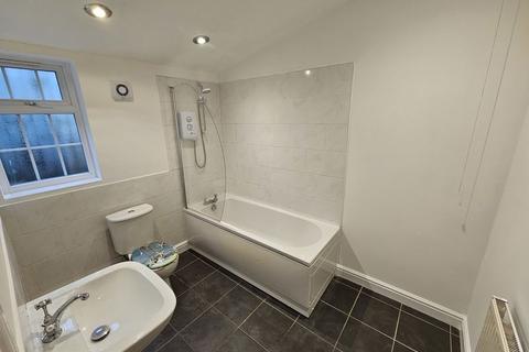 2 bedroom semi-detached house for sale, Tessall Lane, Northfield