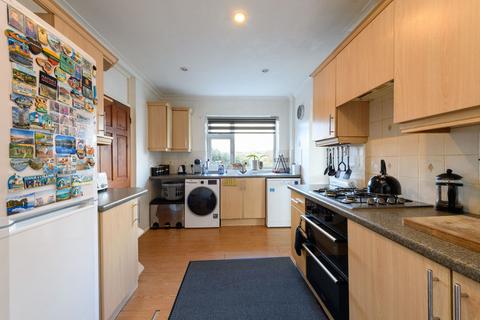 undefined, Avon Close, Bradford on Avon BA15
