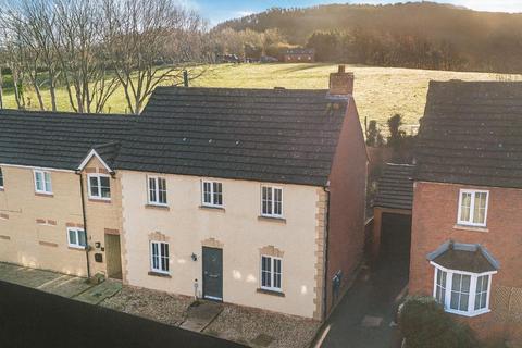 undefined, Dursley GL11