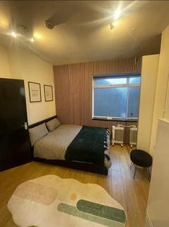 undefined, 302 Walworth Road, London, SE17 2TE