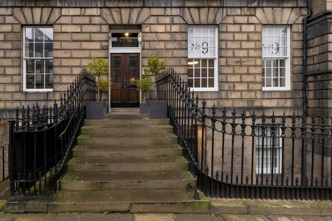Office to rent, 9 Great Stuart St Edinburgh EH3 7TP