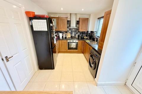 undefined, Whitwell Close, Barton Hills, Luton, Bedfordshire, LU3 4BS