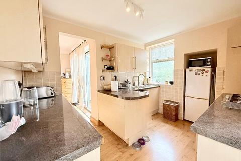 undefined, Graham Gardens, New Bedford Road Area, Luton, Bedfordshire, LU3 1NQ