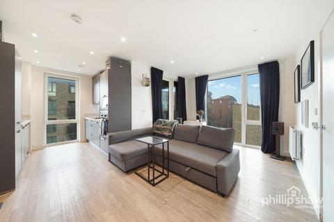 1 bedroom flat for sale, Farnsworth Drive, Colliford Court, HA8
