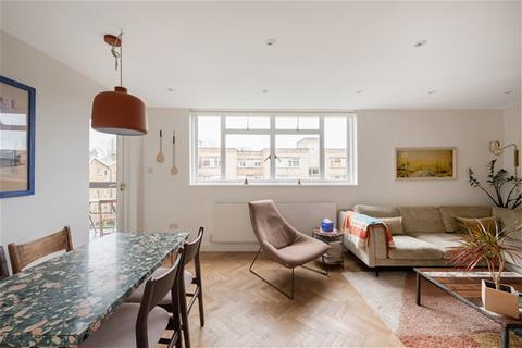 2 bedroom flat for sale, Lambolle Road, Belsize Park
