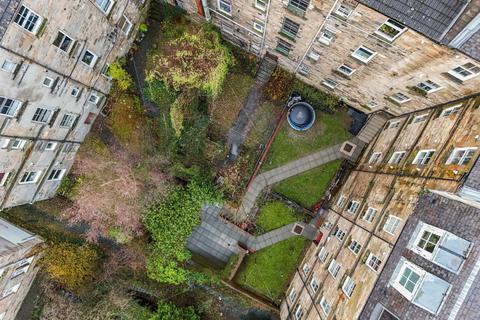 3 bedroom flat to rent, 9 Glasgow Street, 0/1, G12 8JN