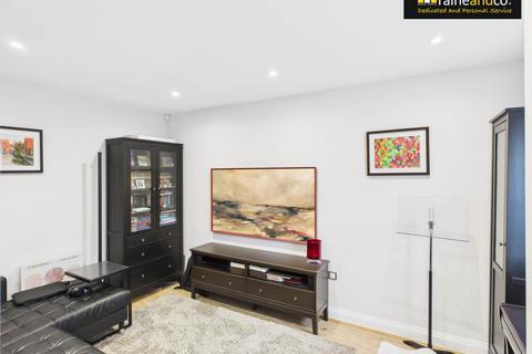 4 bedroom semi-detached house for sale, Fenton Close, Potters Bar