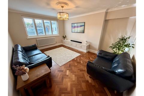 3 bedroom detached house for sale, Melrose Avenue, Newcastle, ST5